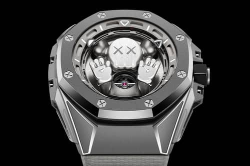 ( LINHA SUPER PREMIUM ) Audemars Piguet x KAWS: Royal Oak + Case de Madeira